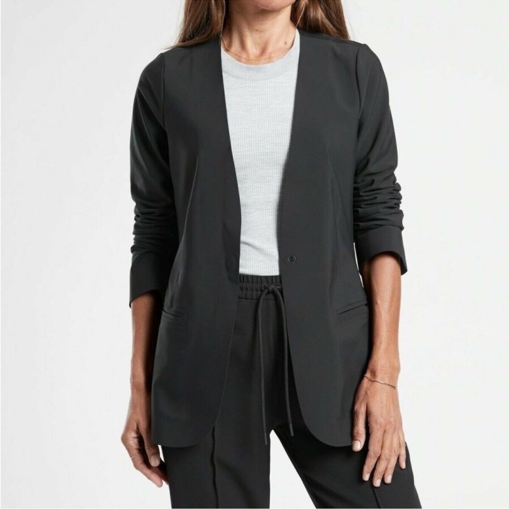 Athleta Avenue Black Blazer plus 24